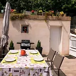 Βίλα Situee Entre Et Foret